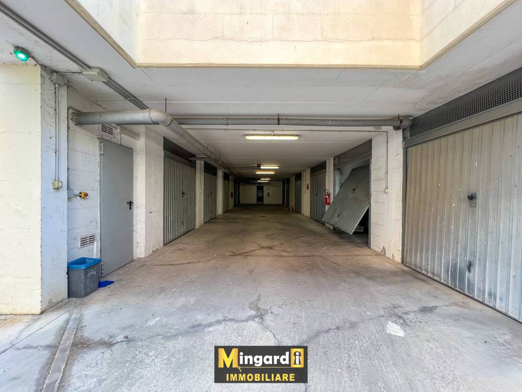 Box / garage a Nettuno in Via Capitaneria di Porto, 14 - Foto 3