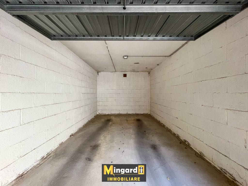Box / garage a Nettuno in Via Capitaneria di Porto, 14 - Foto 4