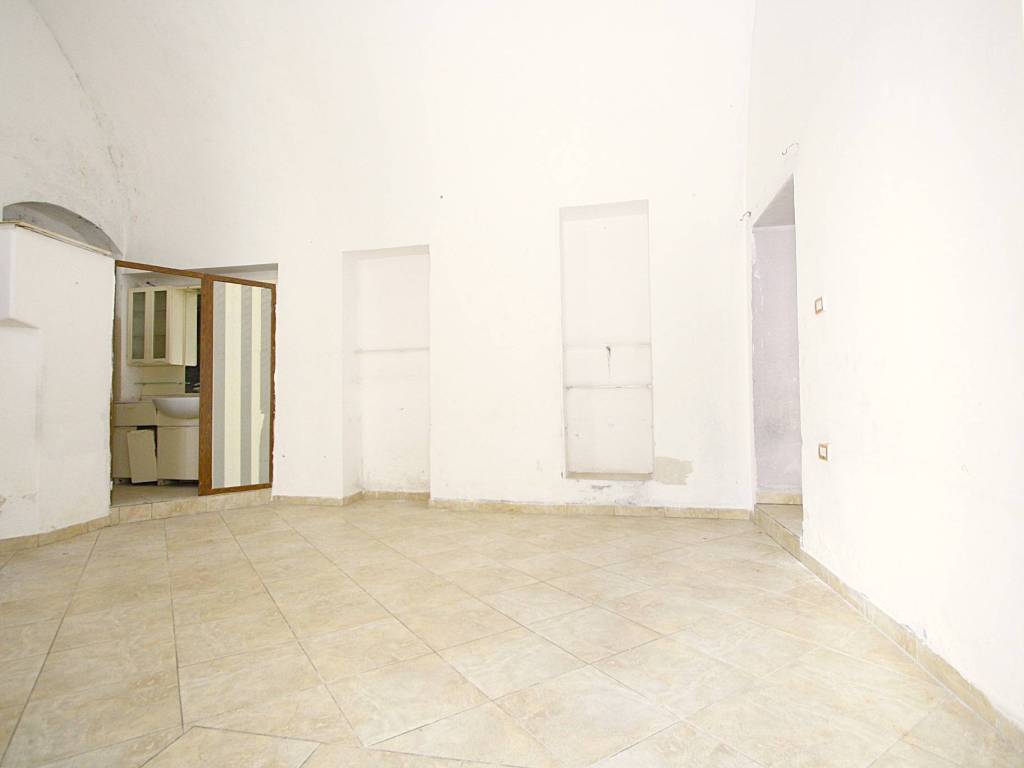 Appartamento a Matino in Via De Filippo - Foto 4