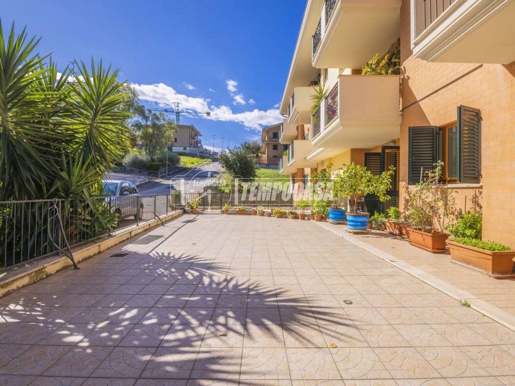 Appartamento a Monte san giusto in Via 11 Settembre 6 - Foto 2