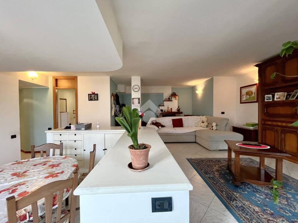 Appartamento a Malgrate in Via S. Leonardo, 10 - Foto 5