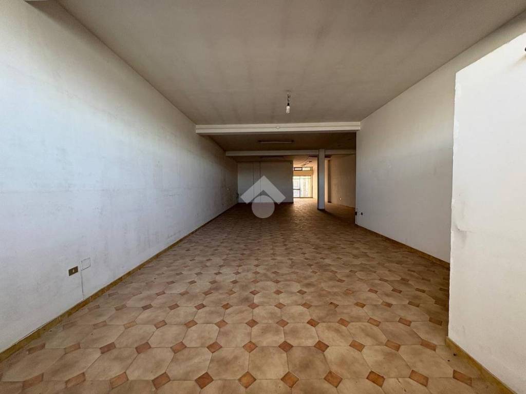 Box / garage a Brindisi in Via Cappuccini, 210 - Foto 3