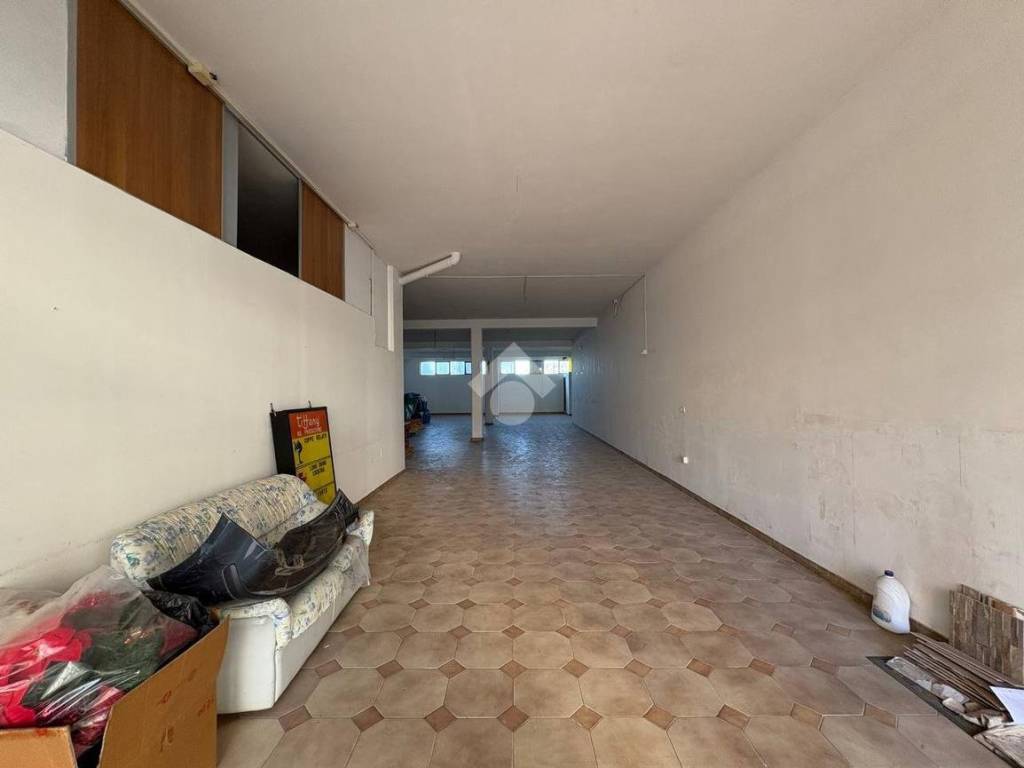 Box / garage a Brindisi in Via Cappuccini, 212 - Foto 3