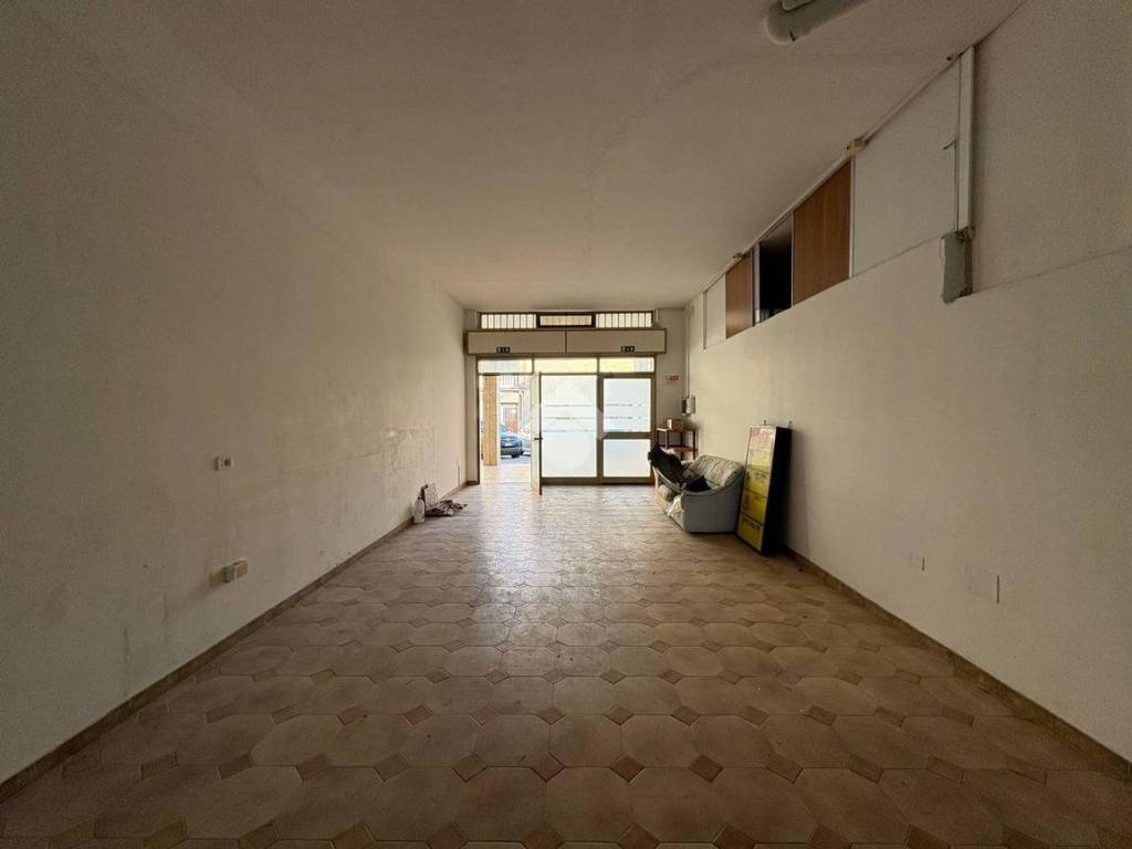 Box / garage a Brindisi in Via Cappuccini, 212 - Foto 5