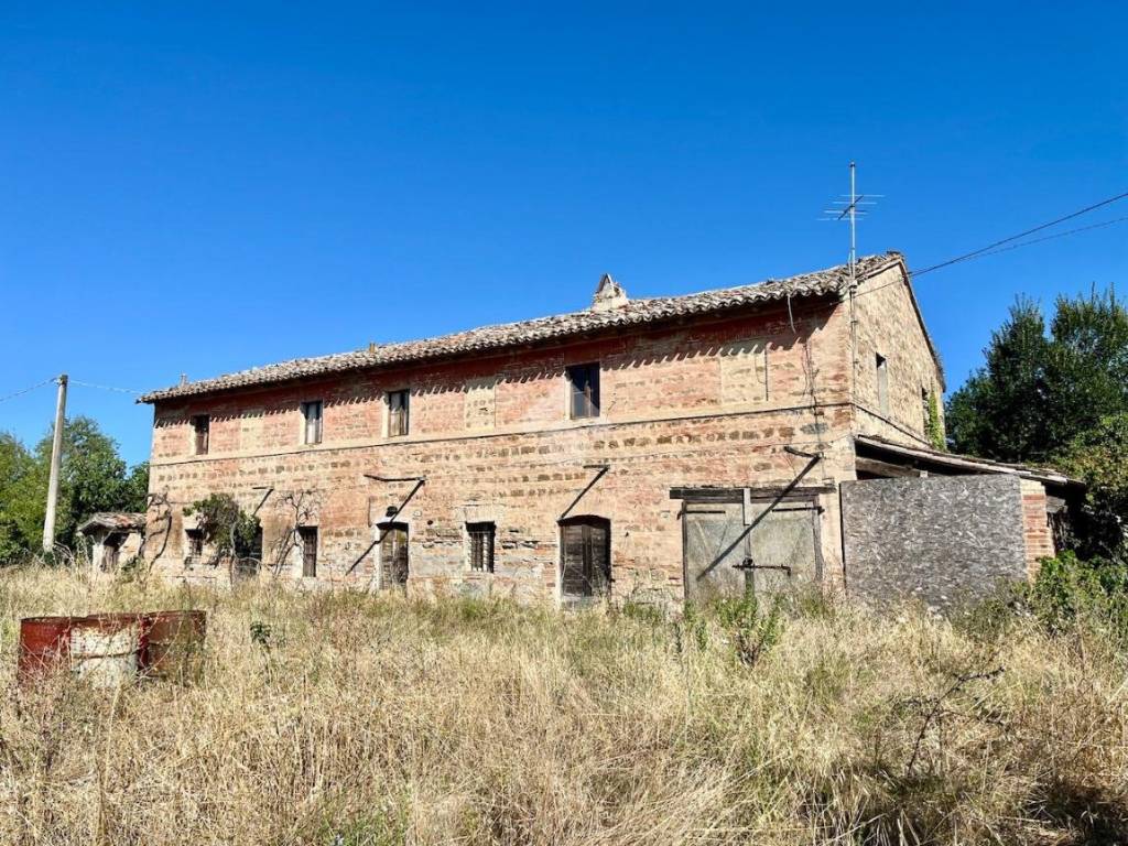 Rustico / casale a Fano in LOCALITA' MADONNA DEL PONTE - Foto 5