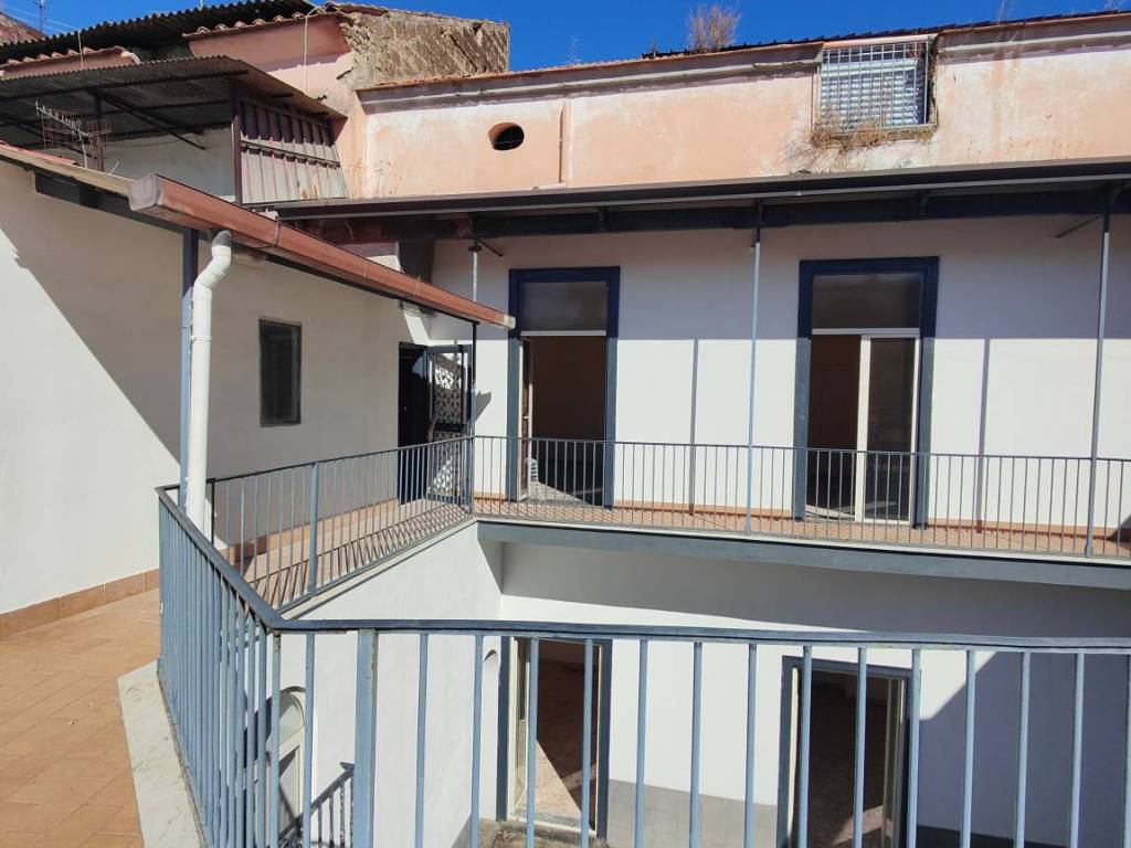 Palazzo / stabile a Frattamaggiore - Foto 3