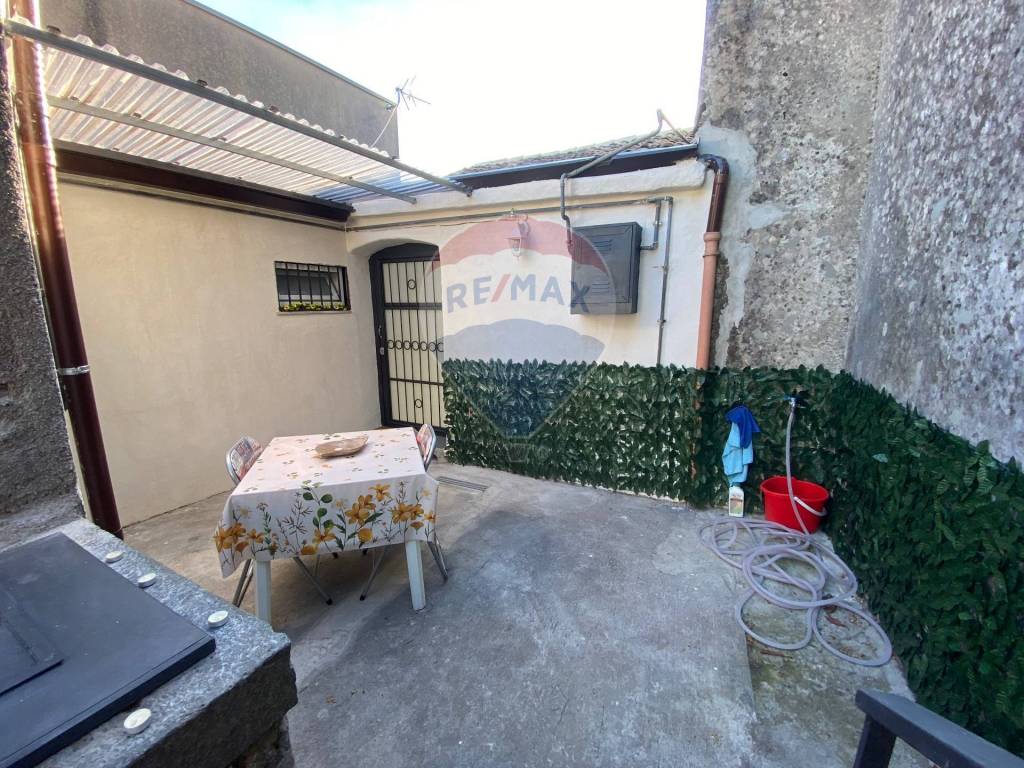 Casa indipendente a Trecastagni in Via Leonardo da Vinci, 30 - Foto 4