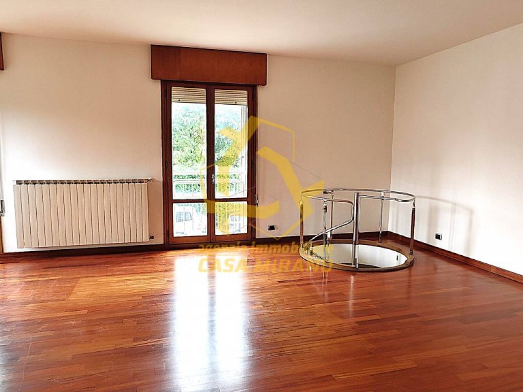 Appartamento a Mirano in Via Ermanno Wolf Ferrari - Foto 4