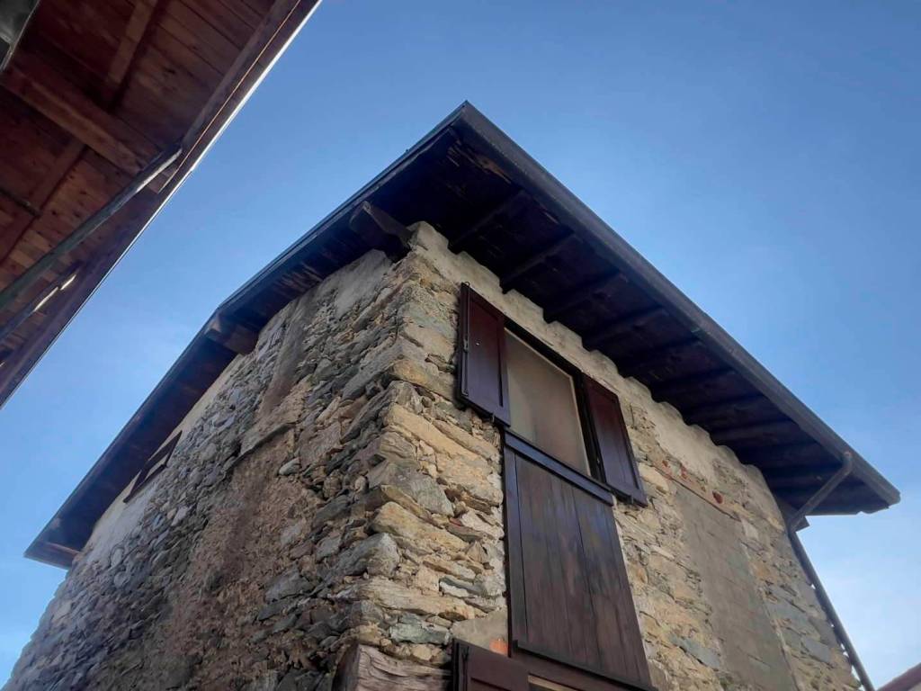 Casa indipendente a Buglio in monte in Via Trento, 10 - Foto 2