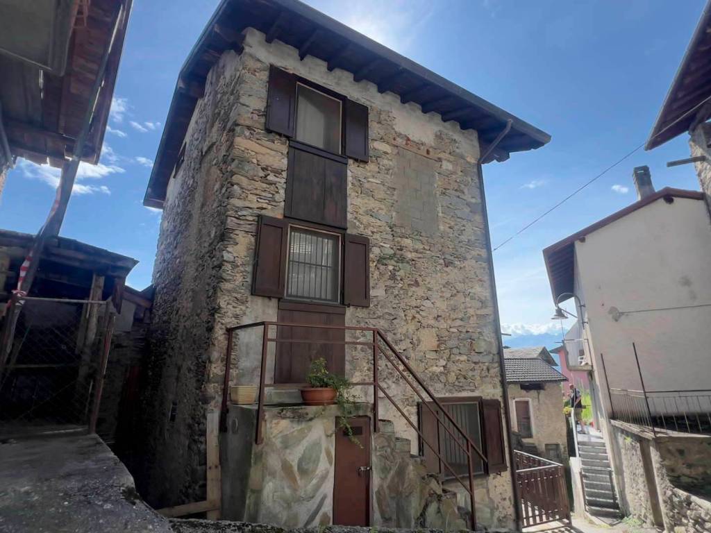 Casa indipendente a Buglio in monte in Via Trento, 10 - Foto 4