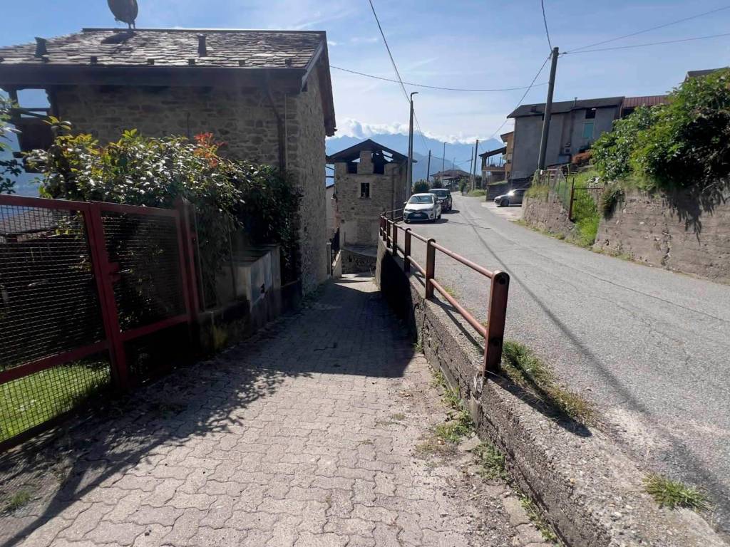Casa indipendente a Buglio in monte in Via Trento, 10 - Foto 5