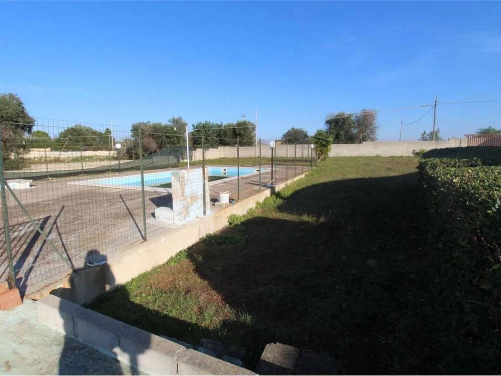Villa a Carovigno in Via Serranova No Number - Foto 4