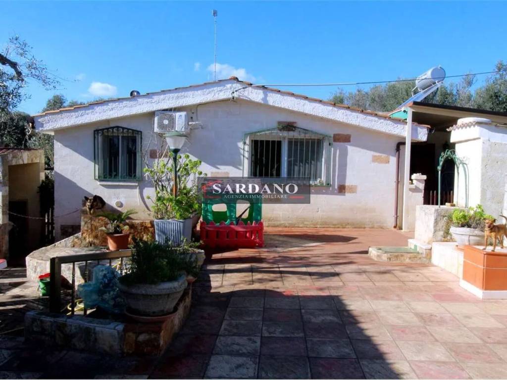 Villa a Carovigno in Contrada Colombo No Number - Foto 2