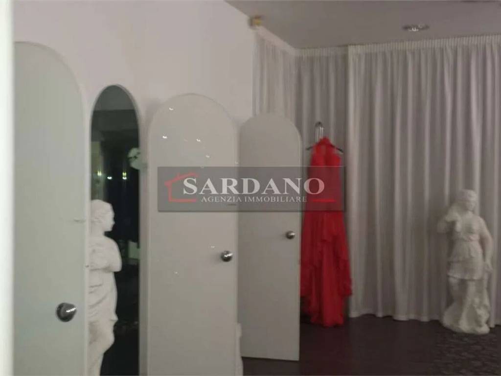 Immobile a Brindisi in Viale Aldo Moro No Number - Foto 2