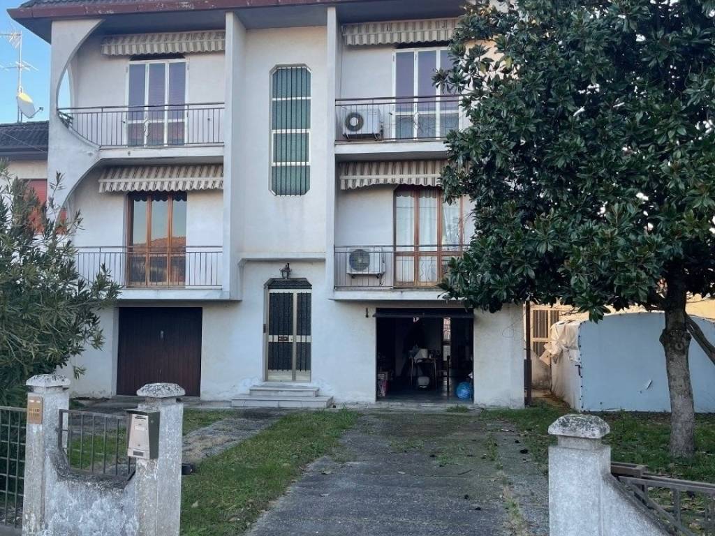 Appartamento a Occhiobello in Via Savonarola - Foto 2