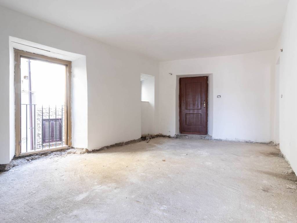 Appartamento a Maenza in Via del Tocco - Foto 2