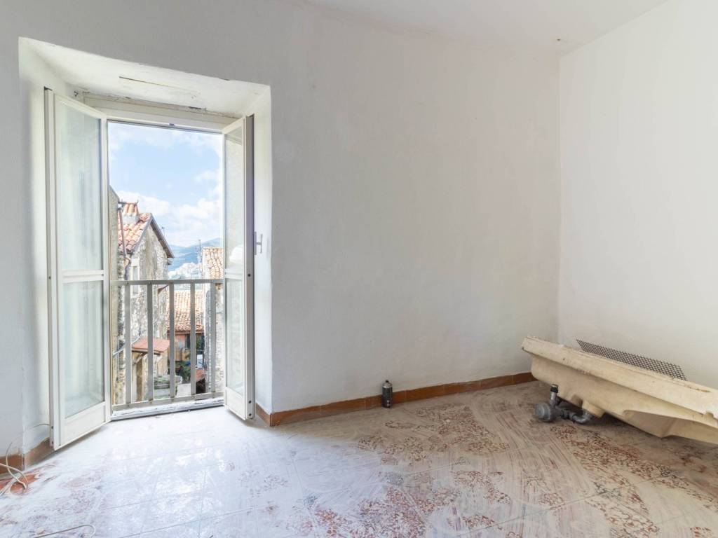 Appartamento a Maenza in Via del Tocco - Foto 4