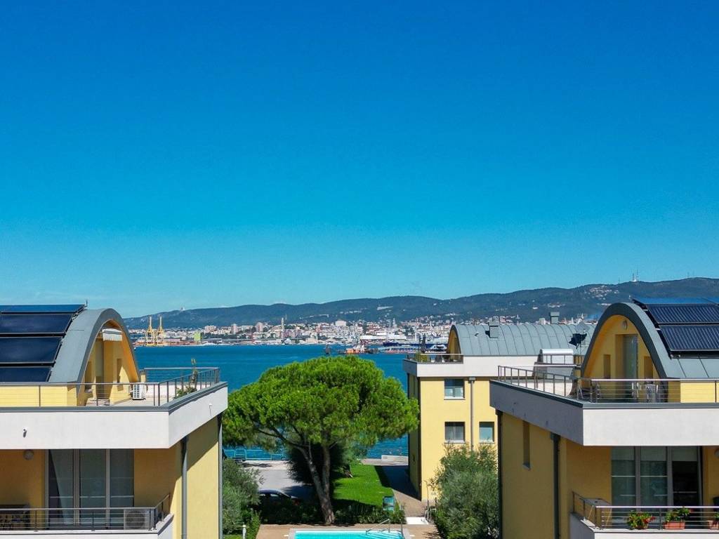 Appartamento a Muggia in Via Cesare Battisti, 14 - Foto 3