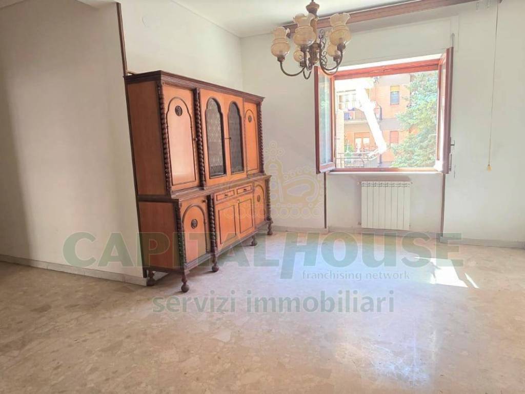 Appartamento a Caserta in Via Ferrarecce, 87 - Foto 2