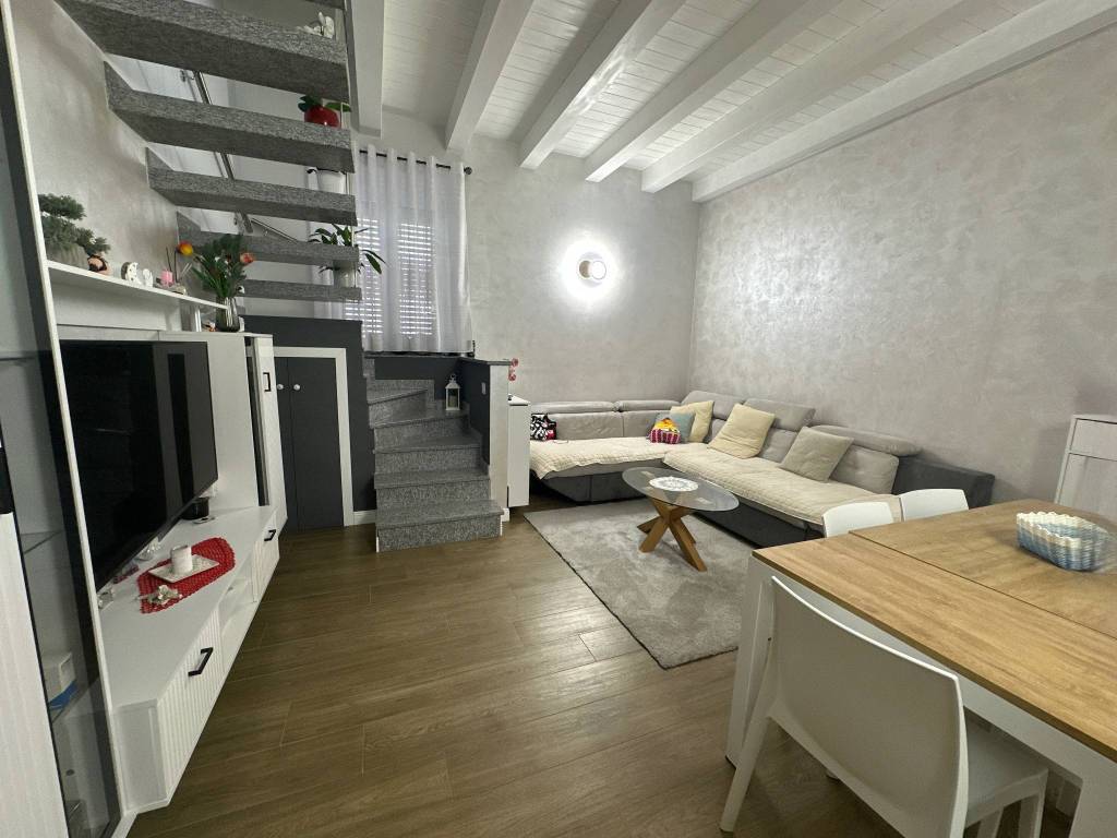 Casa indipendente a Verderio in Via dei Tre Re, 7 - Foto 2