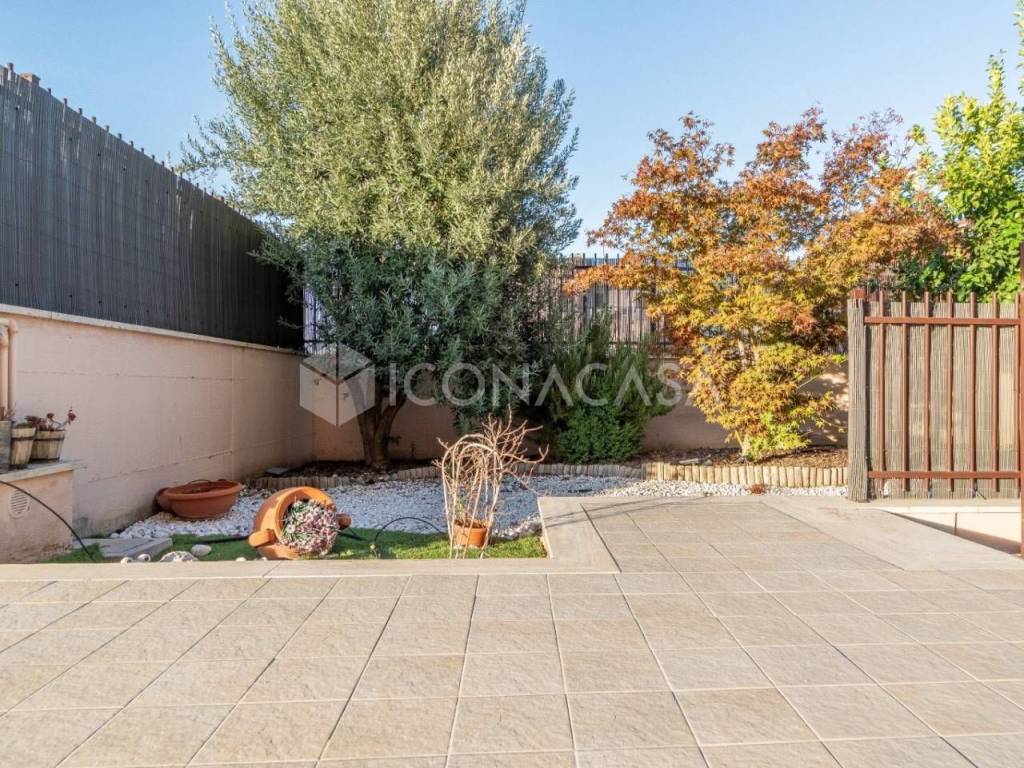 Appartamento a Ciampino in Via di Colle Oliva - Foto 4