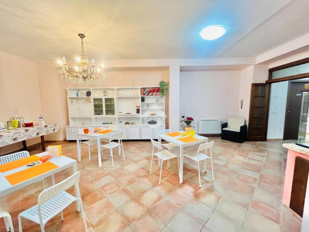 Appartamento a Assisi in Via S.Benedetto, 15 - Foto 2