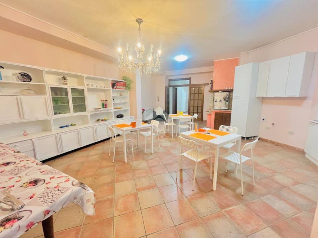Appartamento a Assisi in Via S.Benedetto, 15 - Foto 3
