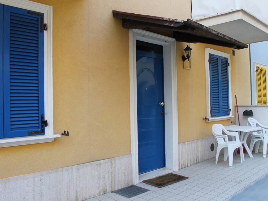 Appartamento a Porto recanati in Piazza della Marina, 20 - Foto 2