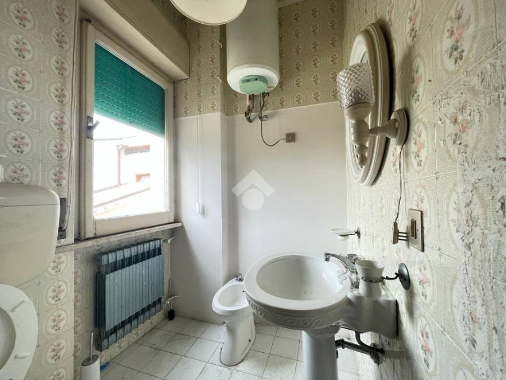 Casa indipendente a Alba adriatica in Via Saliceti, 6 - Foto 5