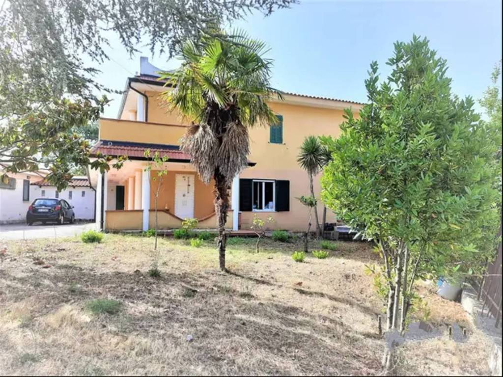 Villa a Ponzano romano in Strada Regionale 447 Raccordo/a - Foto 4