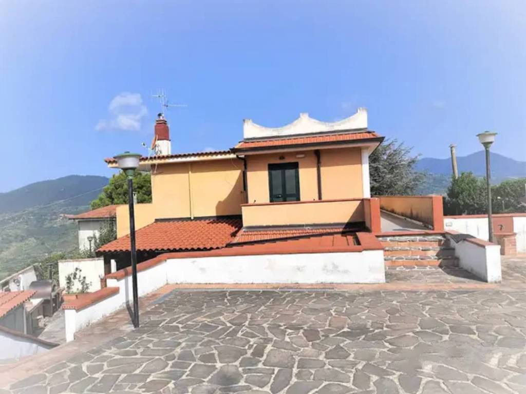 Villa a Ponzano romano in Strada Regionale 447 Raccordo/a - Foto 5