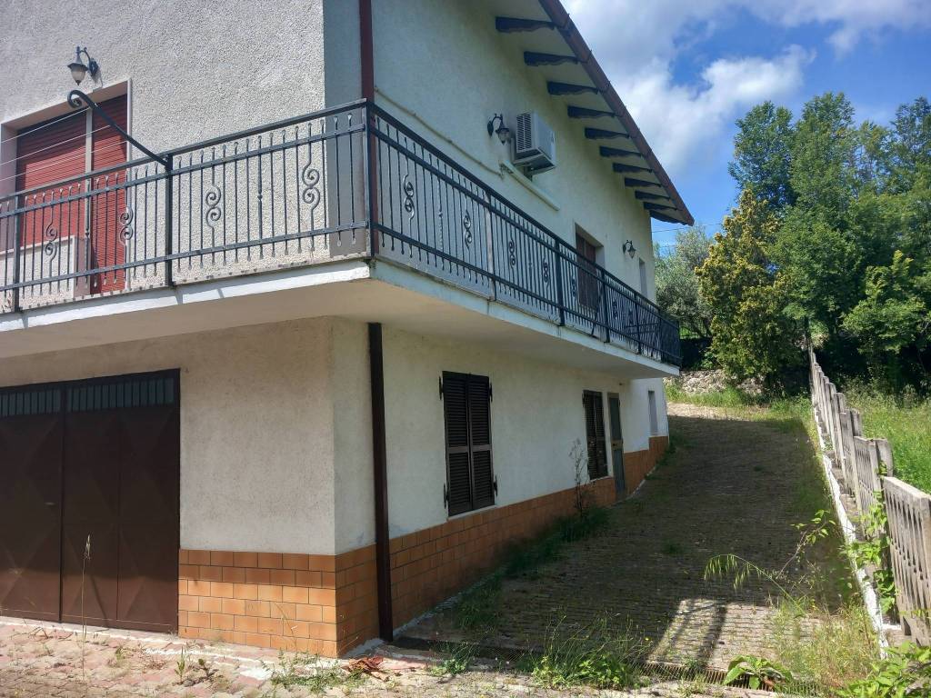 Villa a Roccamontepiano in Via Pomaro, 83 - Foto 2