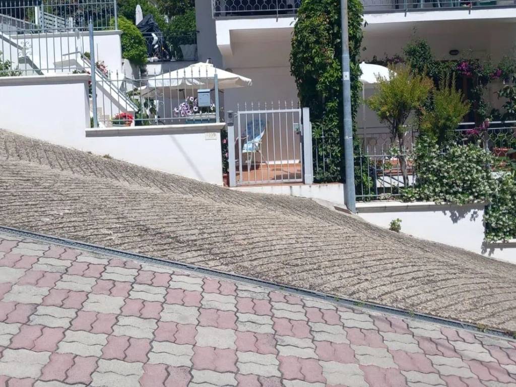 Appartamento a Montesilvano in Via Adamello, 6 - Foto 2