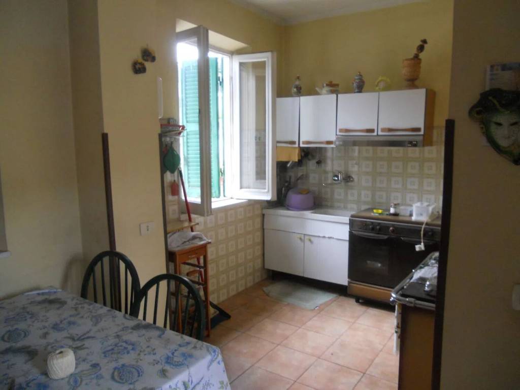 Appartamento a Capistrello in Via Regina Margherita S.N.C. - Foto 4
