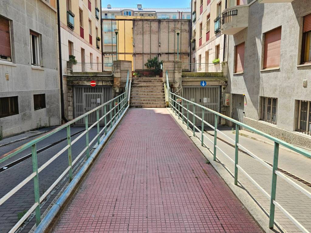 Box / garage a Trieste in Via del Coroneo - Foto 3