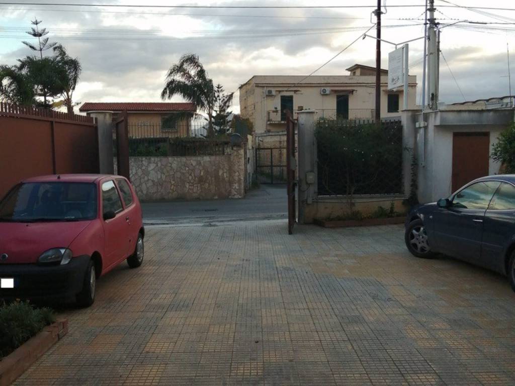 Palazzo / stabile a Palermo - Foto 3