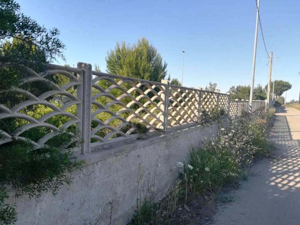 Terreno a Lecce in Via Delle Mammole S.N.C. - Foto 4