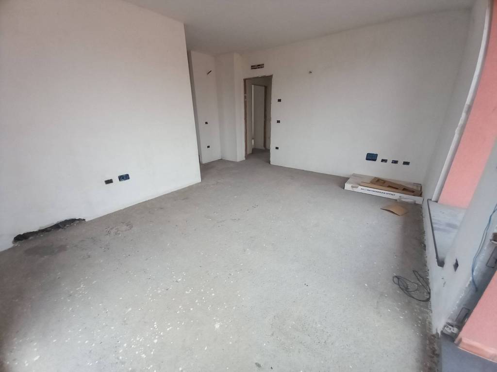 Appartamento a Pontedera in Via duccio galimberti - Foto 2