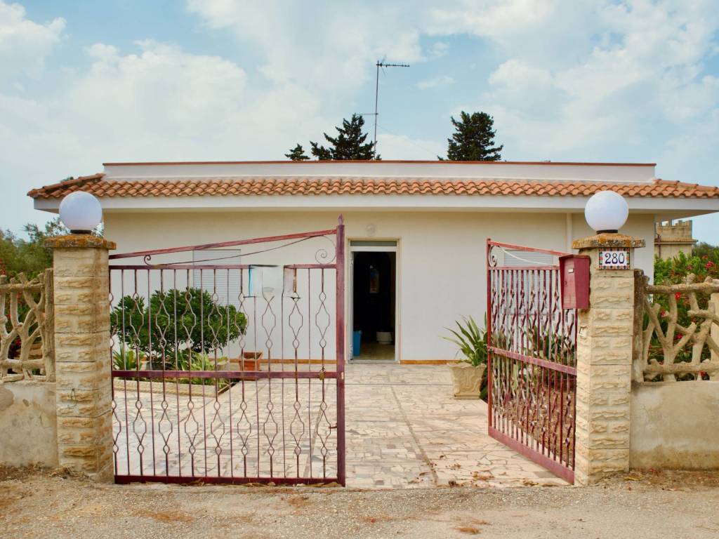 Villa a Santa croce camerina in Via Dino Zoff - Foto 2