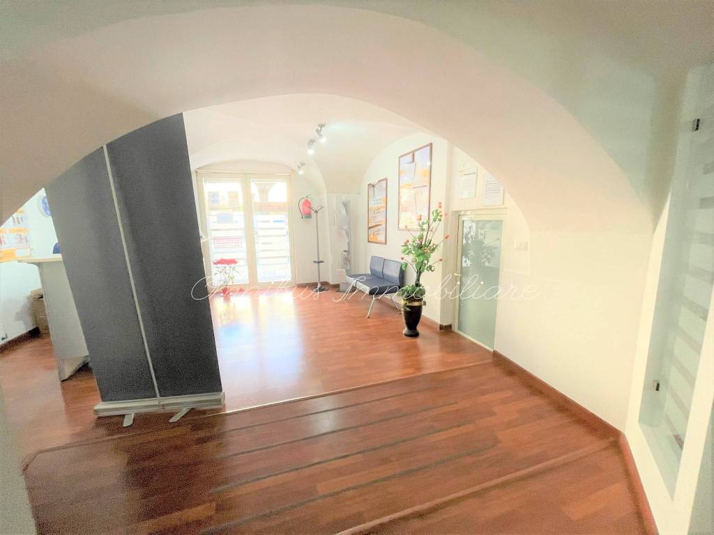 Palazzo / stabile a Foggia in Corso Giuseppe Garibaldi - Foto 2