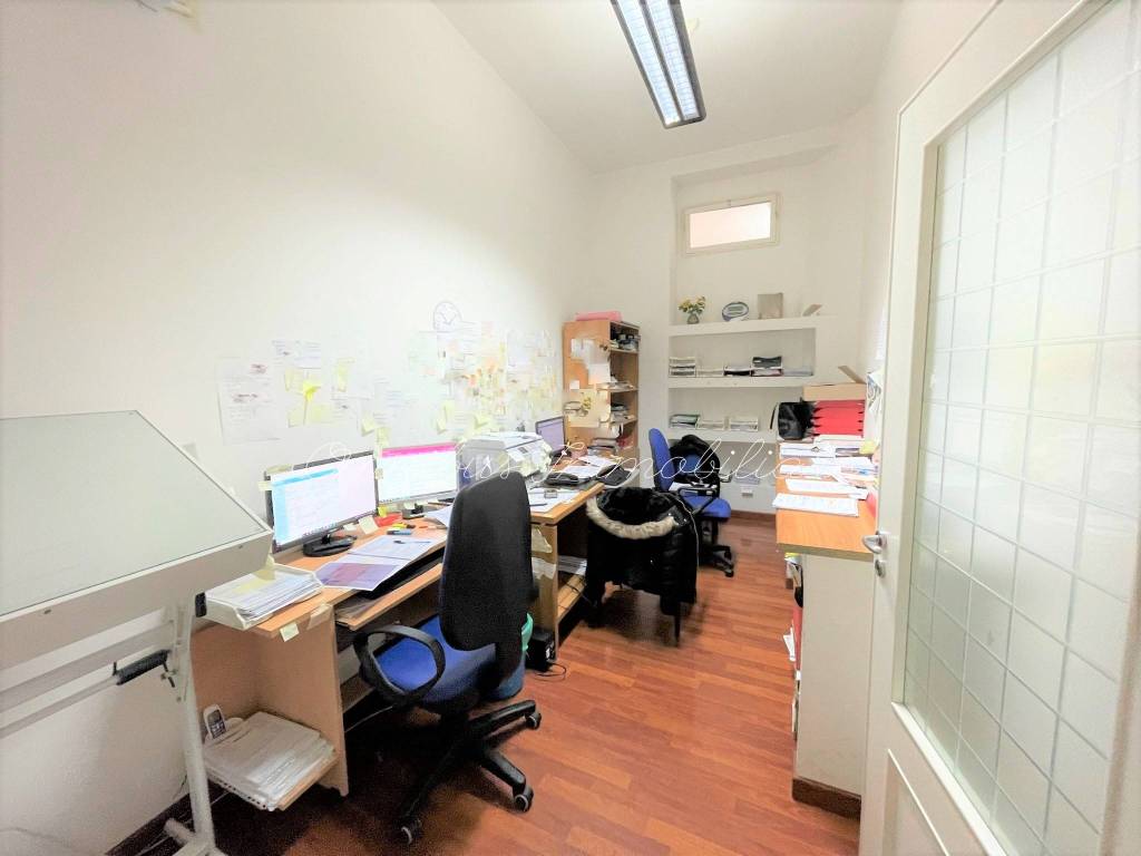 Palazzo / stabile a Foggia in Corso Giuseppe Garibaldi - Foto 3