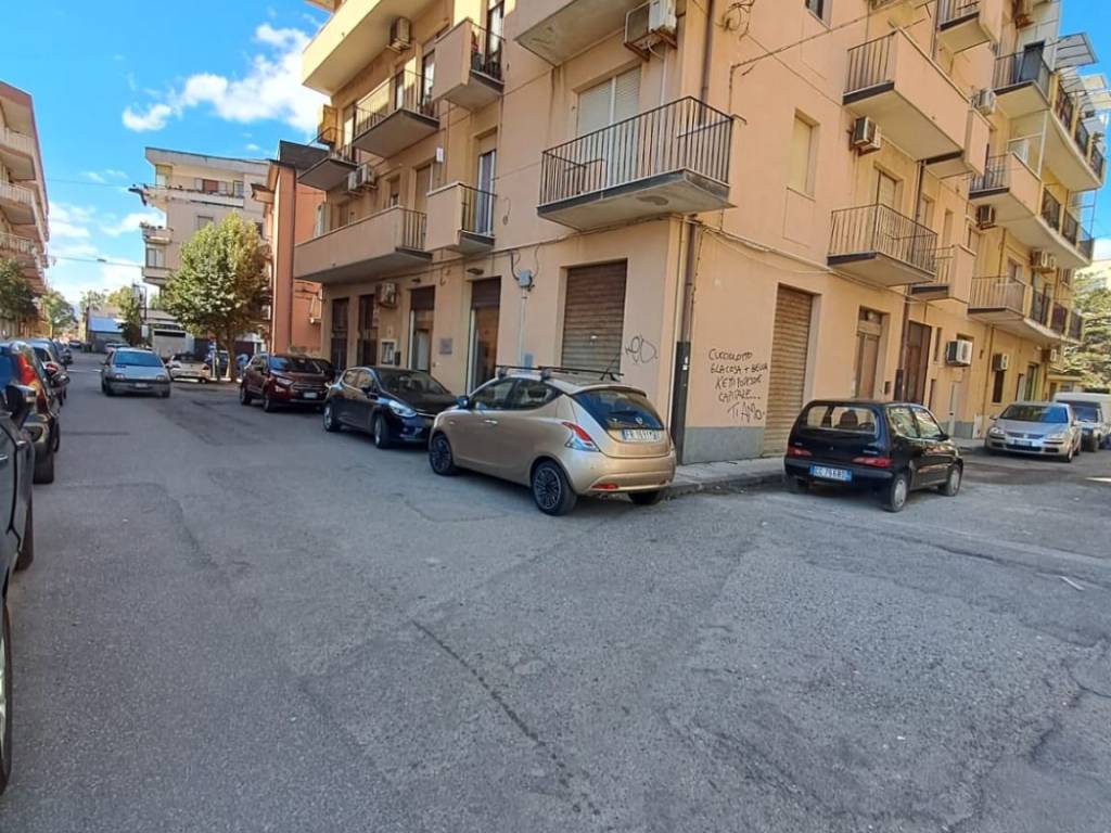 Immobile a Catanzaro in Via Cristoforo Colombo - Foto 2
