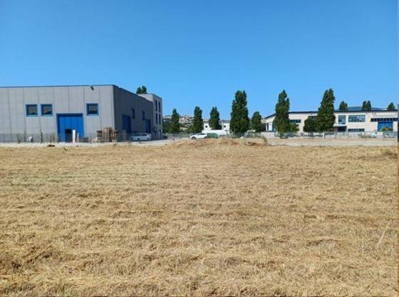 Terreno a Osimo in Via Giovanni Agnelli - Foto 2