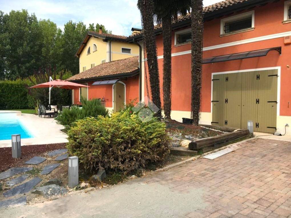Casa indipendente a Mirandola in Via posta, 97 - Foto 2