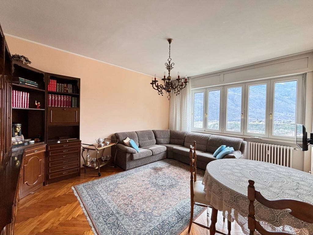 Appartamento a Chatillon in Via Emile Chanoux, 172 - Foto 4