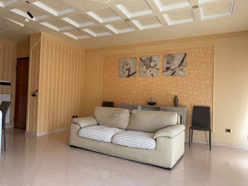 Appartamento a Foggia in Viale Ignazio D'Addedda - Foto 2