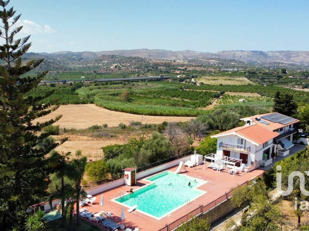 Villa a Noto in Strada provinciale sp 34 - Foto 5