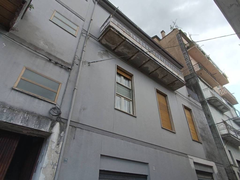 Casa indipendente a Lauria in Via Carlo Alberto - Foto 2