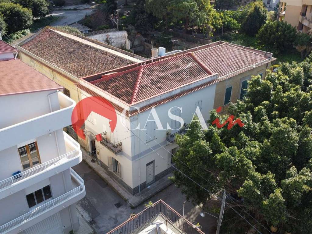 Casa indipendente a Acquedolci in Via Fiume , 43 - Foto 2