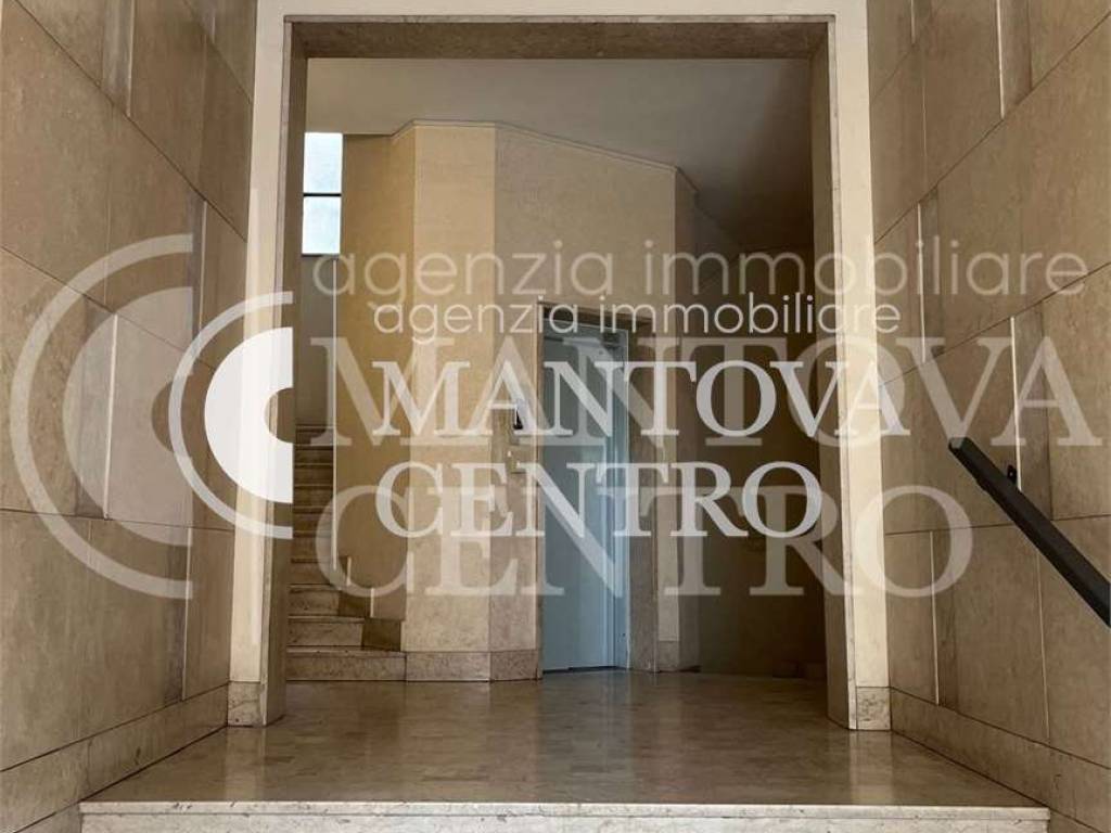 Appartamento a Mantova in Via Porto, 3 - Foto 2